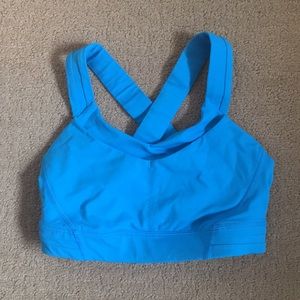 Lululemon sports bra